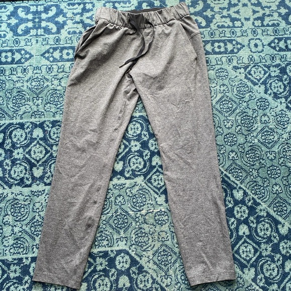 Lululemon On The Fly Pants in full on luxtreme - Picture 2 of 6